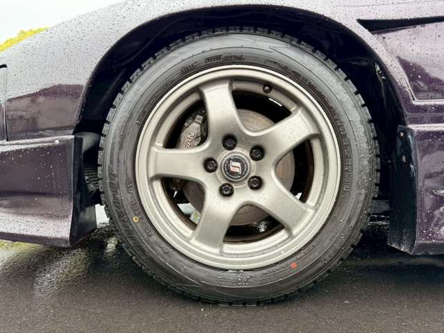 気になるお車がありましたら右の電話番号から直接お店にお問い合わせください。支払方法から車両情報、状態までなんでもご説明させて頂きます。スタッフ一同ご連絡お待ちしております。