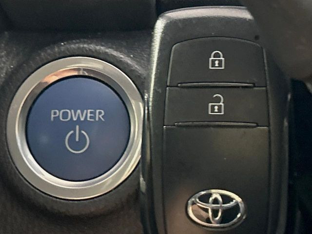 �y�X�}�[�g�L�[�z�J�o����|�P�b�g�ɓ��ꂽ�܂܂ł��h�A�̎{���E�������\�ȃX�}�[�g�L�[�𑕔��B�G���W���̃I���E�I�t�����J�M�����o���K�v����������Ƃ��Ă��֗��ł���