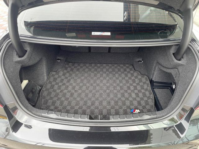 ���g�����N���[��:����L������e�X�y�[�X!���ꂾ���̍L��������΂��������⃌�W���[�Ȃǂɂ��œK�ł�!�g�p�������Ȃ����ꂢ�ȏ�Ԃ��ێ����Ă���܂��B