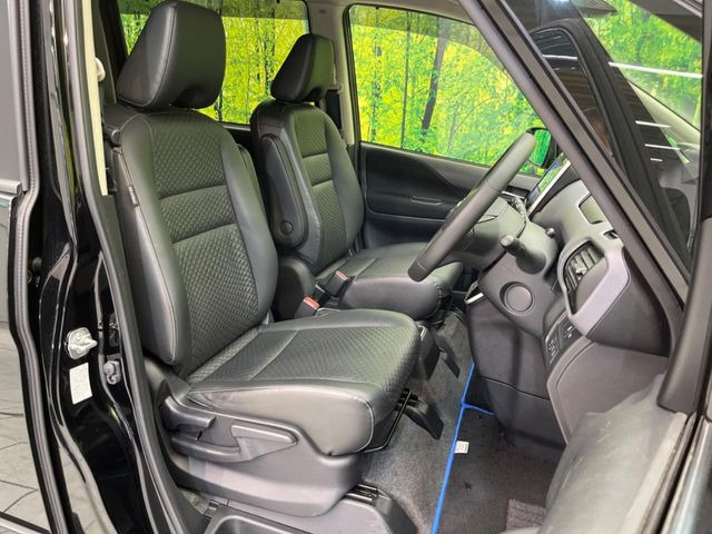 �^�]�Ȃ܂��ɂ͏\���ȃX�y�[�X������A�啿�ȕ��ł��������^�]���Ă�����������ł��B