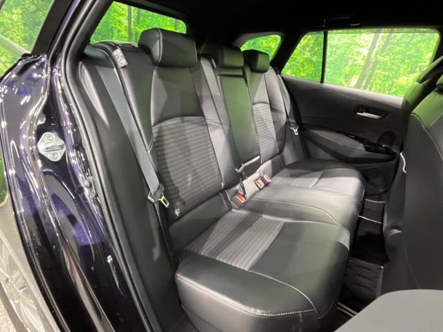 後部座席も気になるようなキズ・汚れやへたり等、大きなダメージはなく、良好な状態です。