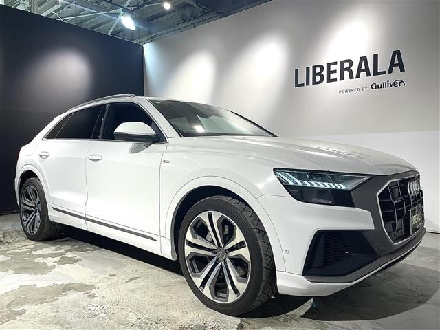 Q855 TFSI クワトロ デビューパッケージ Sライン 4WD