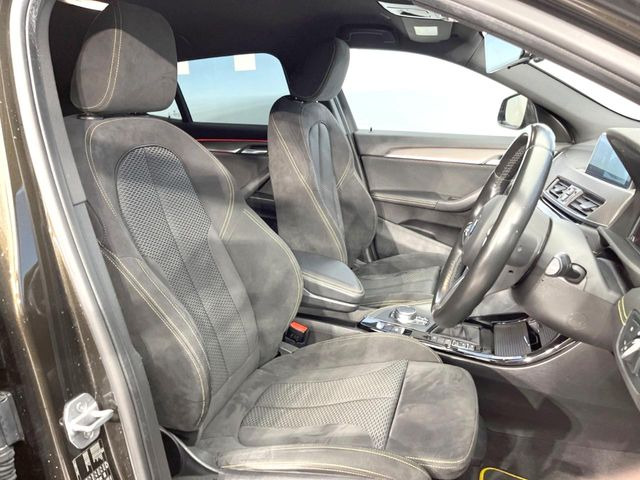 ���n���h�����̃X�������Ȃ��A���ꂢ�ȏ�Ԃ��ێ����Ă���܂��B�e�X�C�b�`���̓�����m�F�ς݂ł��B