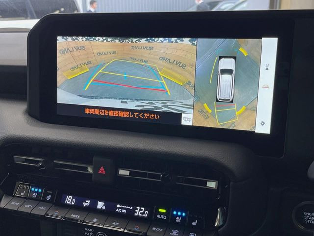 �y�p�m���~�b�N�r���[���j�^�[�z��p�̃J�����ɂ��A�ォ�猩���낵���悤�Ȏ��_��360�x�N���}�̎��͂��m�F���邱�Ƃ��ł��܂������p�������m�F���₷���A�����ꏊ�ł̐؂�Ԃ��⒓�Ԃ��X���[�Y�ɍs���܂��B