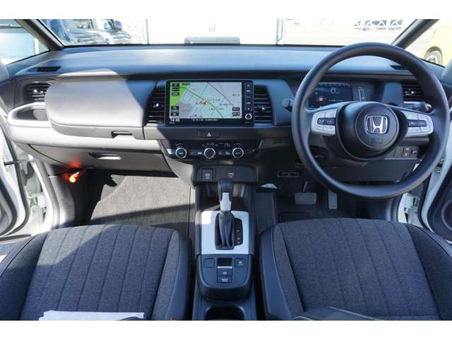 フィット1.5 ホーム 4WD