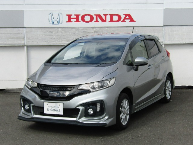 フィット1.3 13G Sパッケージ 4WD