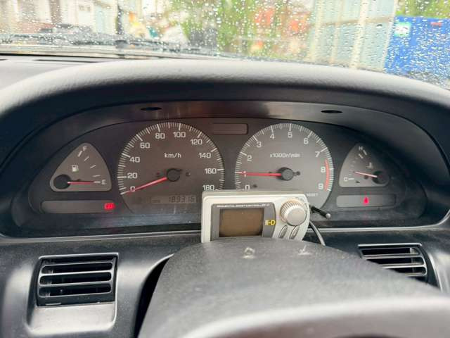 気になるお車がありましたら右の電話番号から直接お店にお問い合わせください。支払方法から車両情報、状態までなんでもご説明させて頂きます。スタッフ一同ご連絡お待ちしております。