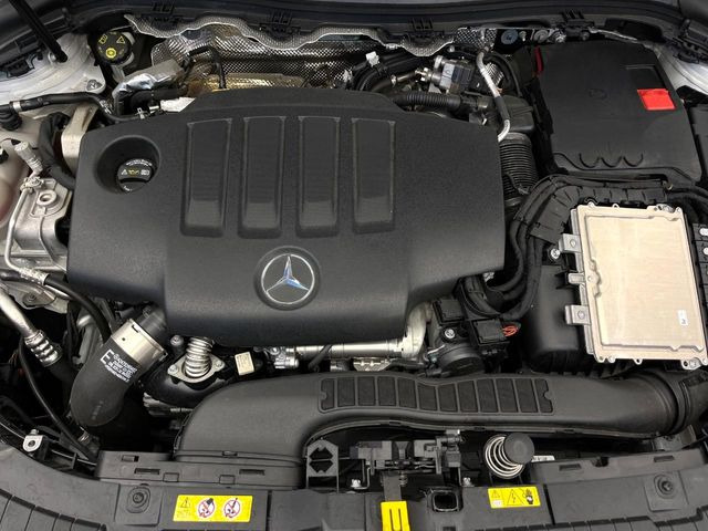 ●当店では、各メーカーの専用診断テスターを導入。国家資格を持つテクニカルスタッフも常駐しておりますので、万が一の際にも安心してご利用いただけます。