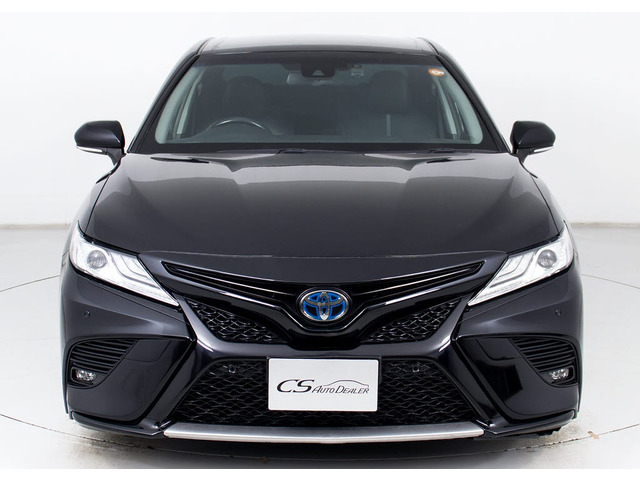 禁煙車です!室内は嫌なニオイも無く、すごく綺麗な状態です!禁煙車・・特にセダンタイプのお車では少ないですよね!!タバコのニオイが苦手なお客様必見です!快適にご乗車頂けます!!