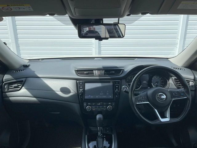 エクストレイル2.0 20Xi