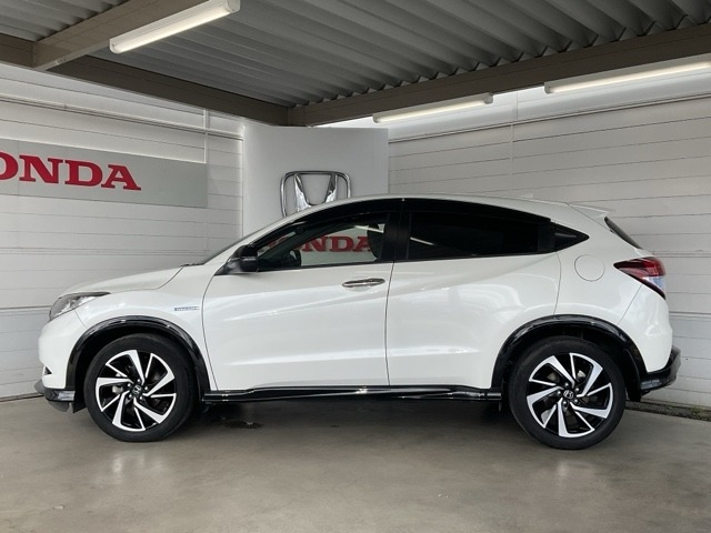 ヴェゼル1.5 ハイブリッド RS ホンダセンシング