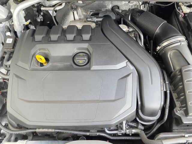 �����X�ł́A�e���[�J�[�̐�p�f�f�e�X�^�[�𓱓��B���Ǝ��i�����e�N�j�J���X�^�b�t���풓���Ă���܂��̂ŁA������̍ۂɂ����S���Ă����p���������܂��B