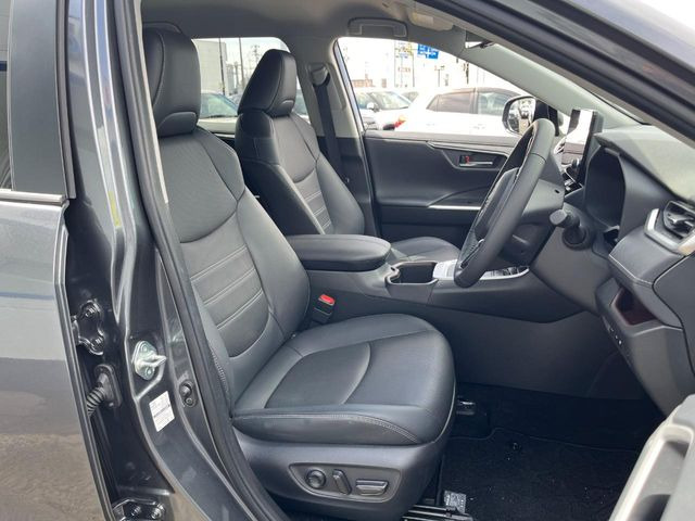 �y���烌�U�[�V�[�g�z����̂ӂ���肪�e�ՂŃ����e�i���X�����ȒP�ȁA�@�\���ɗD��鍇����v���̗p�����㎿�ȃV�[�g�ł��B����S�n���悭�A���������ӂ��S�n�ǂ��ԓ���Ԃ����o���Ă���܂��B