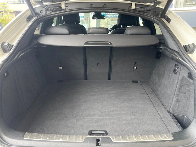 ●トランクルーム:趣味が広がる収容スペース!これだけの広さがあればお買い物やレジャーなどにも最適です!使用感も少なくきれいな状態を維持しております。