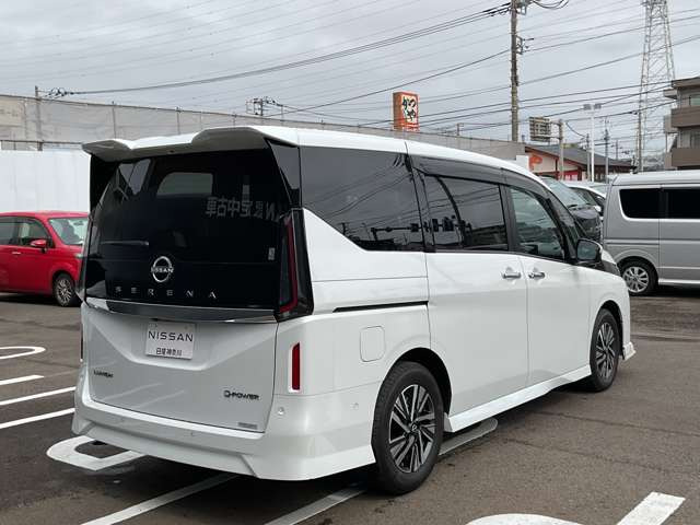 セレナ1.4 e-POWER ルキシオン