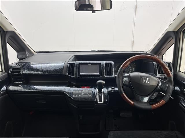 ステップワゴン2.0 G