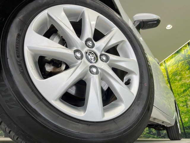 �y����15�C���`�A���~�z�C�[���z�O�ςɃ}�b�`���������A���~�z�C�[���𑕒����Ă���܂��B�e��ЊO�A���~�z�C�[����A�X�^�b�h���X�^�C�����戵�����Ă���܂��B���񂲑��k����������