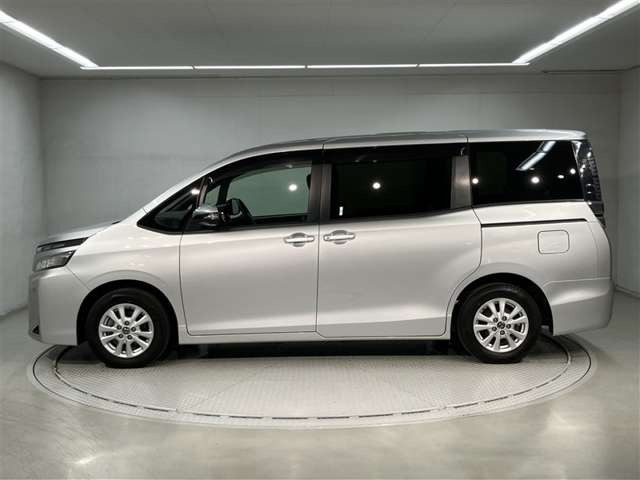 ヴォクシー2.0 V