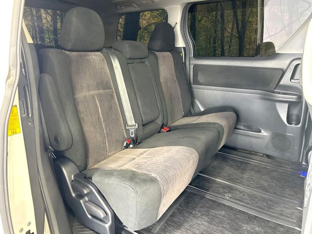 �L�X�Ƃ���2��ڃV�[�g�͋��Z���������A���S�n�����K!�F�B��Ƒ��Ƃ̂��o�����ɂ҂�����ł��B�x�r�[�V�[�g��`���C���h�V�[�g�g�p�������K�ɂ��߂�������������\���ȋ�Ԃ��m�ۂ��Ă��܂��B