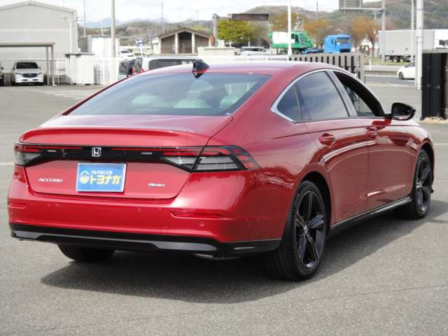 ★新車保証継承(ディーラーにて12カ月点検・有料)または自社整備工場12カ月点検(無料)を実施致します!★新車保証継承を行った場合は全国のディーラーで保証を受ける事ができます★