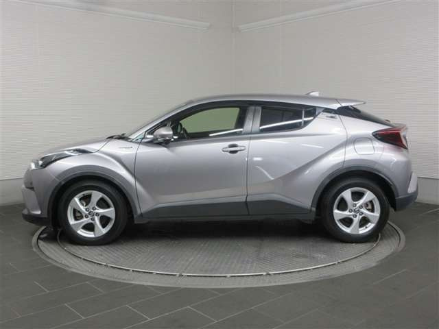 C-HRハイブリッド 1.8 S