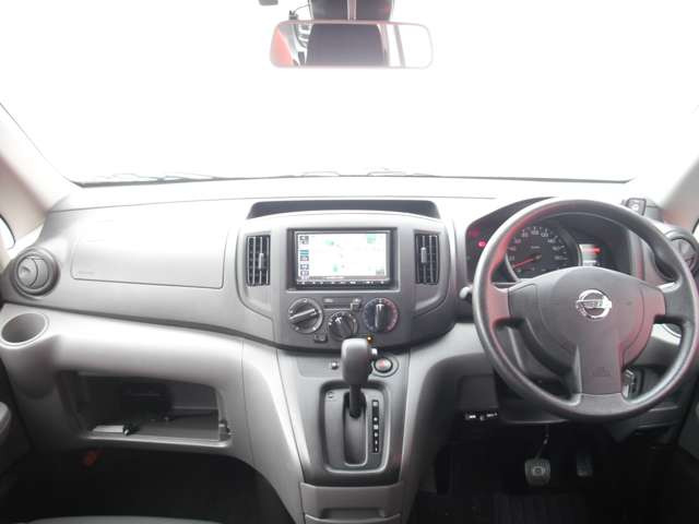 NV200バネットバン1.6 DX