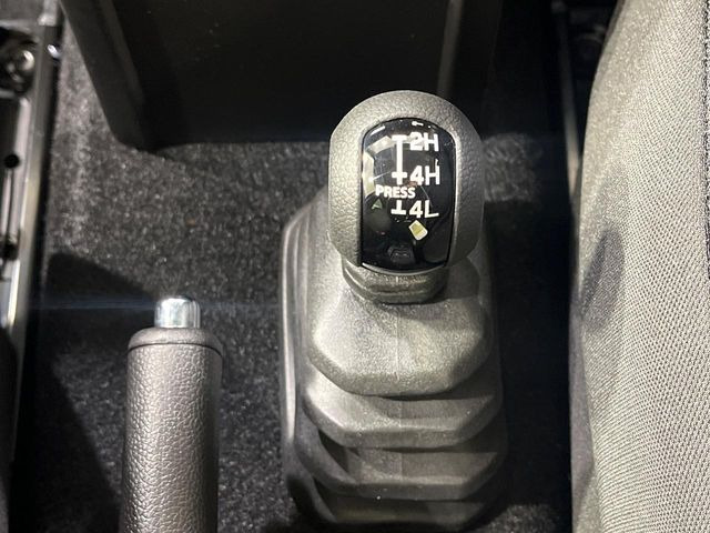 4WD�̂��Ԃł��̂ŁA�ᓹ�ł����S�ł���~��n�n��ɂ��Z�܂��̕��ȊO�ɂ��A�E�B���^�[�X�|�[�c����̕���~��n��֋A�Ȃ����@�������ɂ���������!