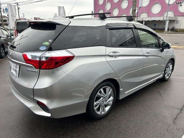 シャトル1.5 ハイブリッド Z スタイルエディション