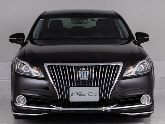 クラウンマジェスタ(トヨタ) 3.5 Fバージョン　黒本革 フルアエロ 新品20AWタイヤ 中古車画像
