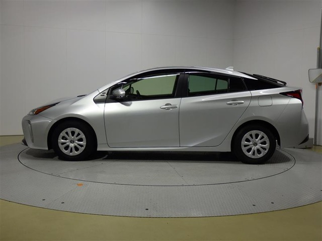 プリウス1.8 S セーフティ プラスII