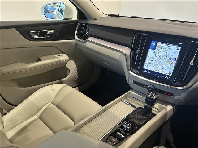 S60T4 モメンタム