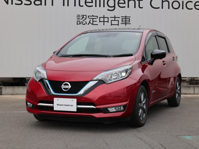 ノート1.2 e-POWER メダリスト ブラックアロー