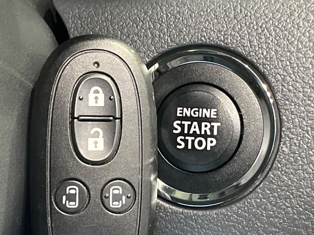 �y�L�[���X�X�^�[�g�V�X�e���z�J�o����|�P�b�g�ɓ��ꂽ�܂܂ł��h�A�̎{���E�������\�ȃX�}�[�g�L�[�𑕔��B�G���W���̃I���E�I�t�����J�M�����o���K�v����������Ƃ��Ă��֗��ł���