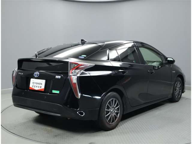 プリウス1.8 S セーフティ プラス