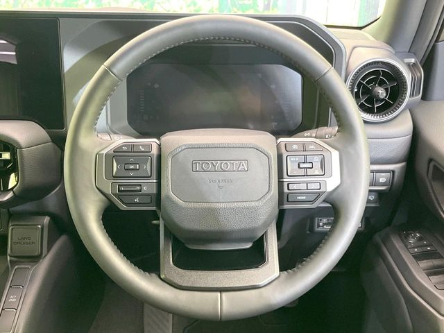 �y�����v�����X�e�A�����O�z�㎿�Ȋv���g�p���邱�ƂŁA��ɂ����������݂ƂĂ��^�]���₷���n���h���ł���