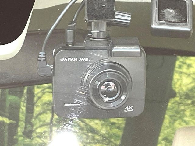 �y�h���C�u���R�[�_�[�z�h���C�u���R�[�_�[����!���s���͂������A������^�]�⎖�̂ɑ��������ہA�f���ŋL�^���A����̃��X�N�ɔ����܂��B���L�^�pSD�J�[�h�͂��q�l�����g�ł��������������K�v������܂��B