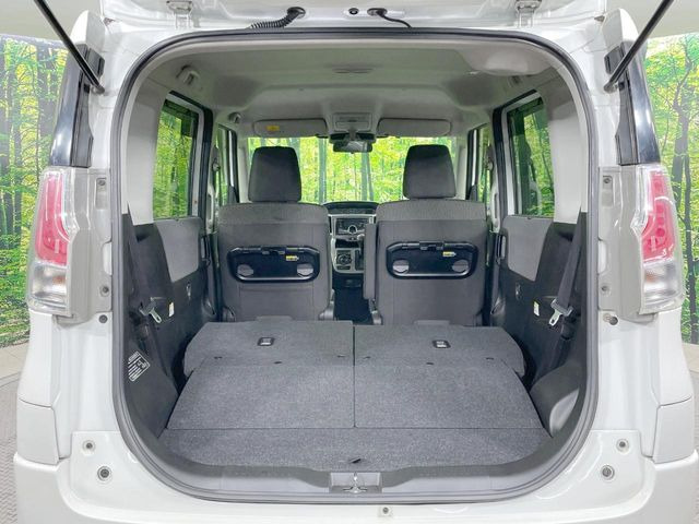 ���i�̂���������ʋ΁A���}���ɏ\���ȉ׎��X�y�[�X���m�ۂ��Ă���܂��B�Z�J���h�V�[�g��|���ƁA�傫�ȉו��̐ύڂ��\�ł���