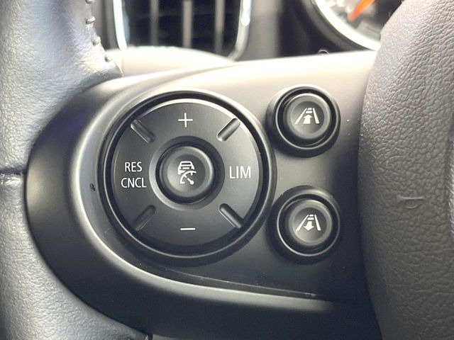 �����[�_�[�N���[�Y�R���g���[��:�O�̎ԂƂ̎Ԋԋ��������ɂƂ�A��葬�x�Ŏ������s���Ă���鎟����̃N���[�Y�R���g���[��!��ɍ������H�⎩���Ԑ�p���H�Ŏg�p����֗��ȋ@�\�ł�!