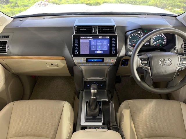 ランドクルーザープラド2.7 TX Lパッケージ マットブラック エディション 4WD