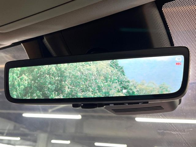 �y�f�W�^���C���i�[�~���[�z��Ȃ̑傫�ȉו��⓯��҂Ō�����m�F���Â炢���ł����S!�J�������B�e�����ԗ�����̉f�������[���~���[���ɕ\���B�N���A�Ȏ��E�ŏ󋵂̊m�F���\�ł�!