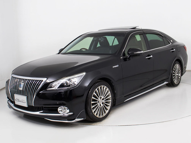 フルエアロが装着されています!お好みはいかがですか?今付いているデザイン以外にも、各ブランドのエアロを格安にてお取付け出来ます!又、エアロを外してノーマル状態にする事も出来ます!!