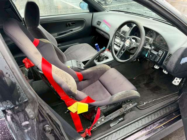 気になるお車がありましたら右の電話番号から直接お店にお問い合わせください。支払方法から車両情報、状態までなんでもご説明させて頂きます。スタッフ一同ご連絡お待ちしております。