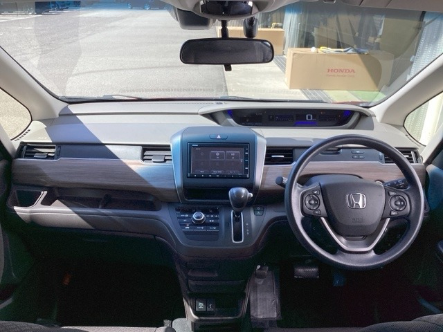 フリード1.5 G ホンダセンシング