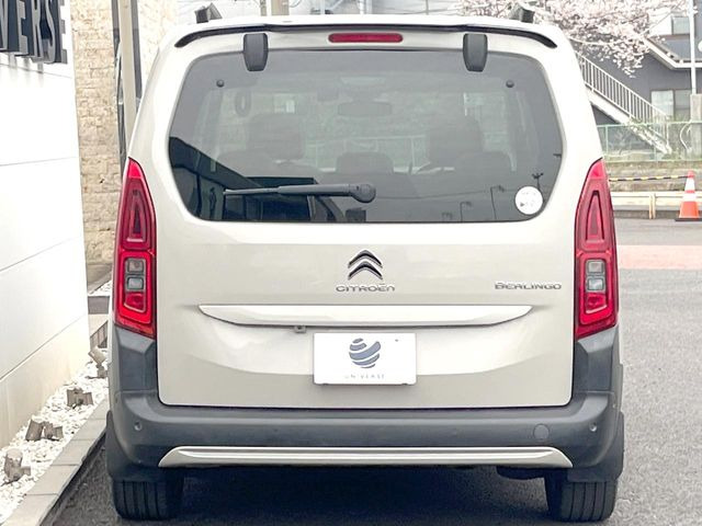 �����X�ł͑�O�ҋ@�ւɂ��ԗ��i���Ӓ�𓱓����A�C�����Ԃ�r���B�Ӓ菑�����s����܂��̂ŁA�ς��ƌ��������ł͕�����Ȃ��ӏ��܂Ŕ[��������ł��������������܂��B���ꕔ�����{�̏ꍇ���������܂��B