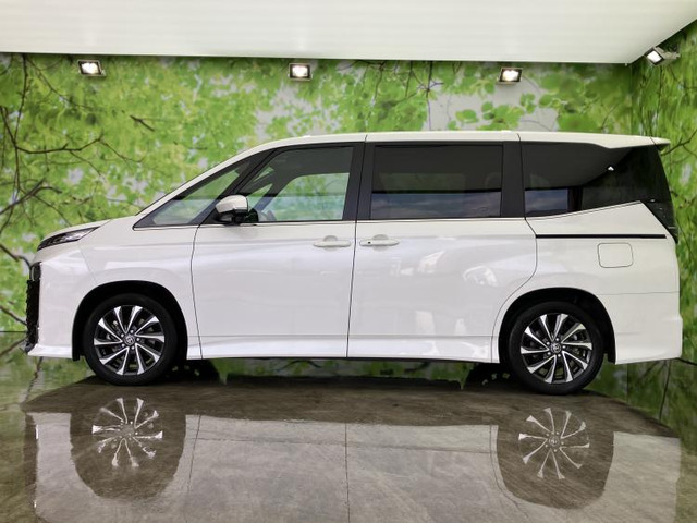 ヴォクシー1.8 ハイブリッド S-Z