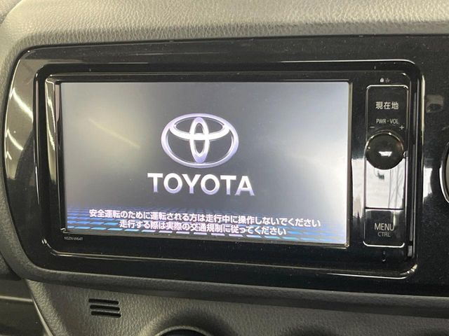 �y�����i�r�z�l�C�̏����i�r�𑕔����Ă���܂��B�i�r�̎g���₷���͂������A�I�[�f�B�I�@�\���[��!�L�����v�◷�s�͂������A�ʋ΂┃�����ȂǕ��i�̃h���C�u���y�����Ȃ�͂���