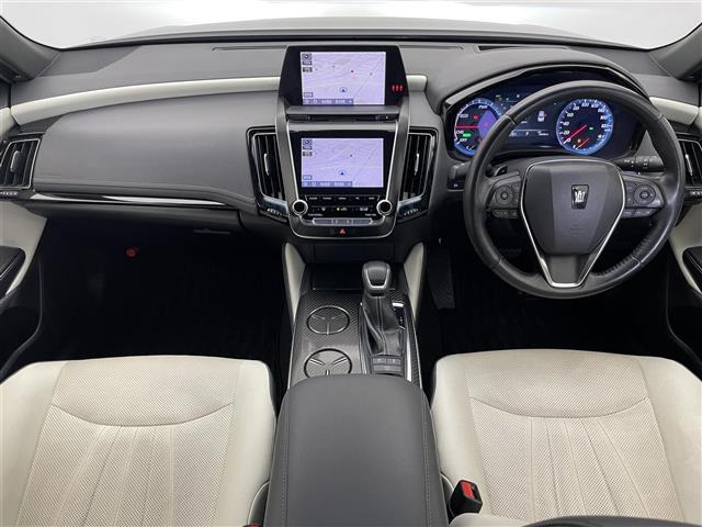 クラウンハイブリッド 2.5 RS アドバンス