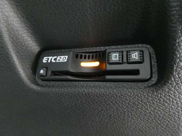 今では当たり前のETC♪最新2.0搭載☆高速道路も楽々通過!!
