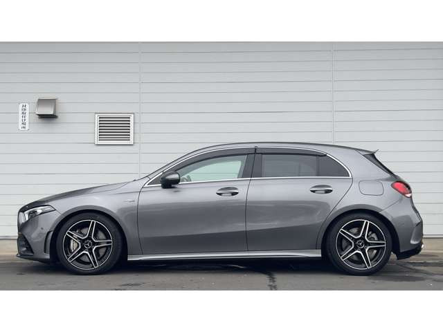 AクラスAMG A35 4マチック 4WD