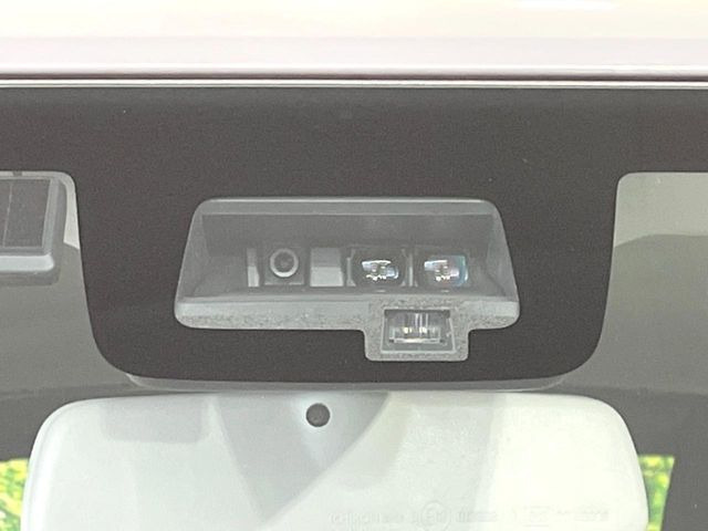 �y�X�Y�L �Z�[�t�e�B�T�|�[�g�z���s���ɑO���̎ԗ�����F�����A�Փ˂������Ȏ��͌x��ƃu���[�L�ŏՓˉ���Ɣ�Q�y�����A�V�X�g�B�����S�Ƀh���C�u�����y���݂��������܂��B